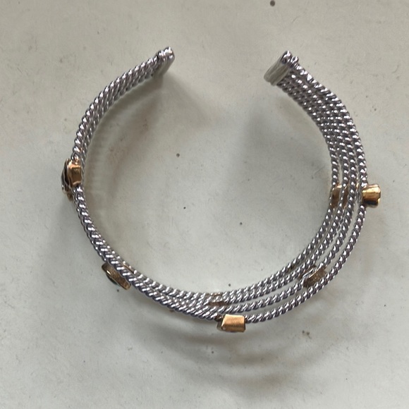Cuff bracelet - Picture 2 of 4